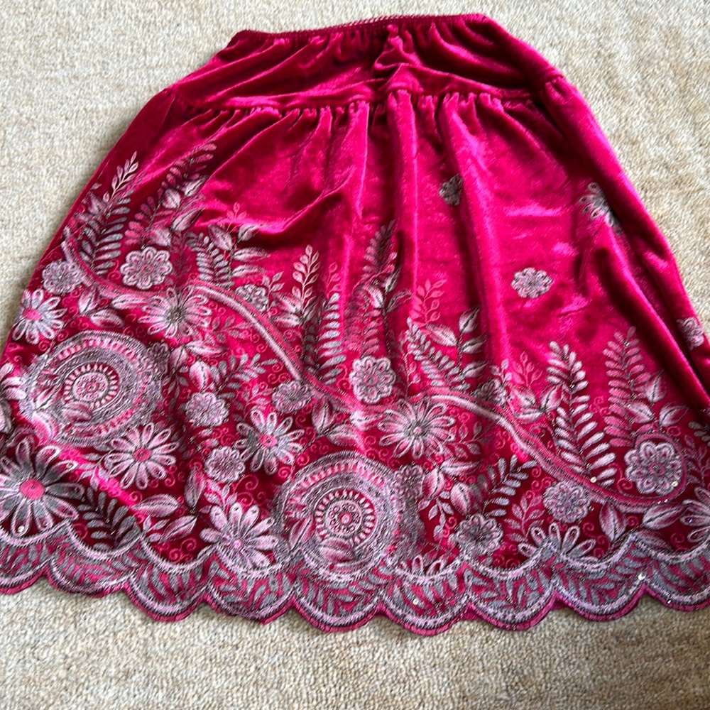 Byer Skirt size 8/10 girls